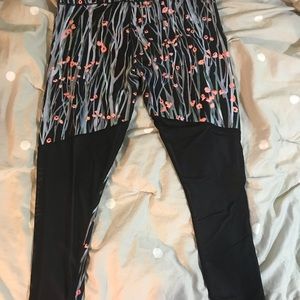 FABLETICS LEGGINGS- HIGH WAIST!
